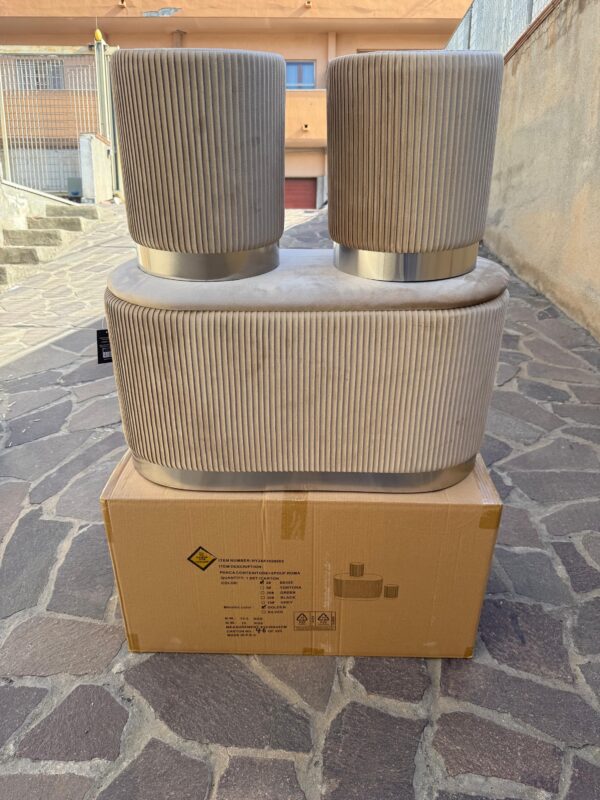 Set 3pz ROMA Panca contenitore + 2 pouf sgabelli in velluto Tortora con argento